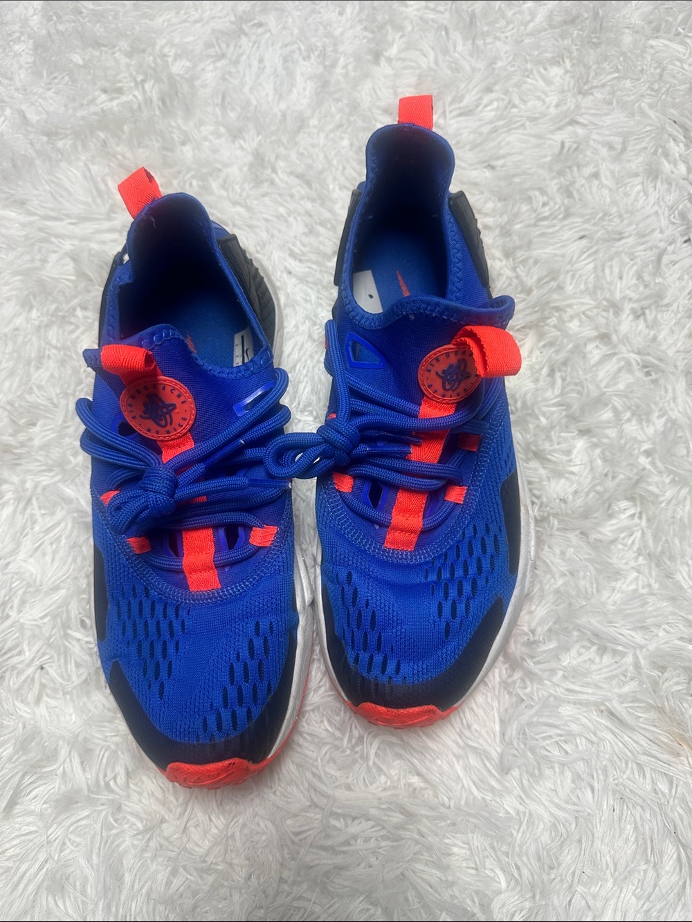 Nike Kids Blue and Coral Lightweight Sneakers